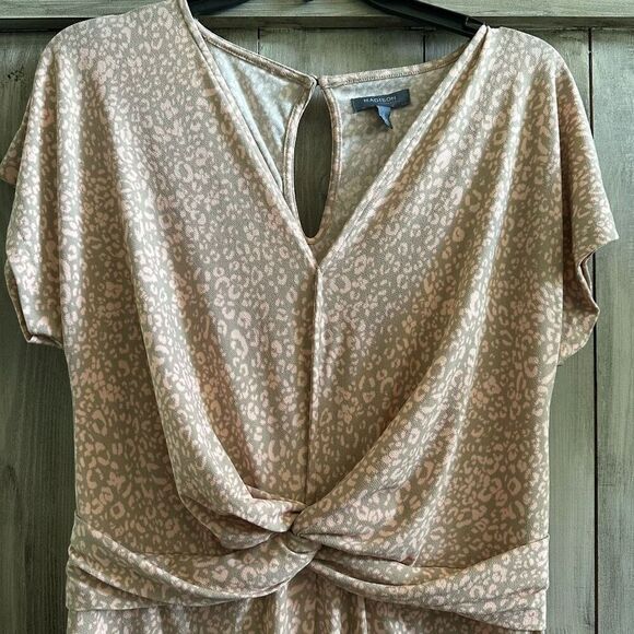 Madison Leopard Jumpsuit - Picture 2 of 9